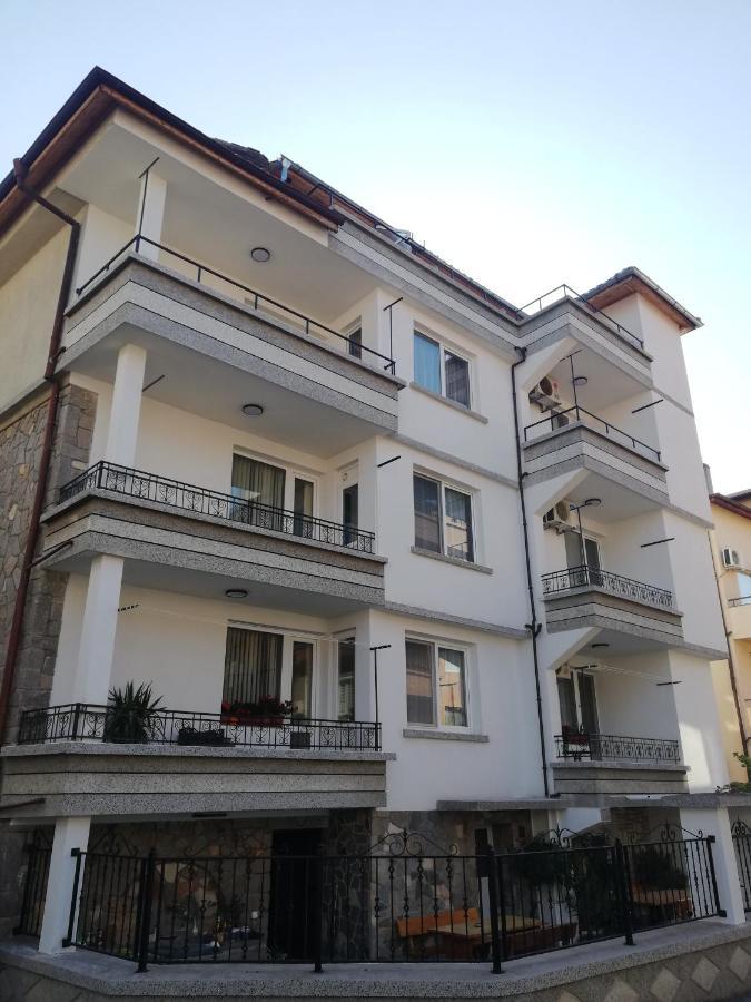 Milchevi Guesthouse Sozopol Exterior photo