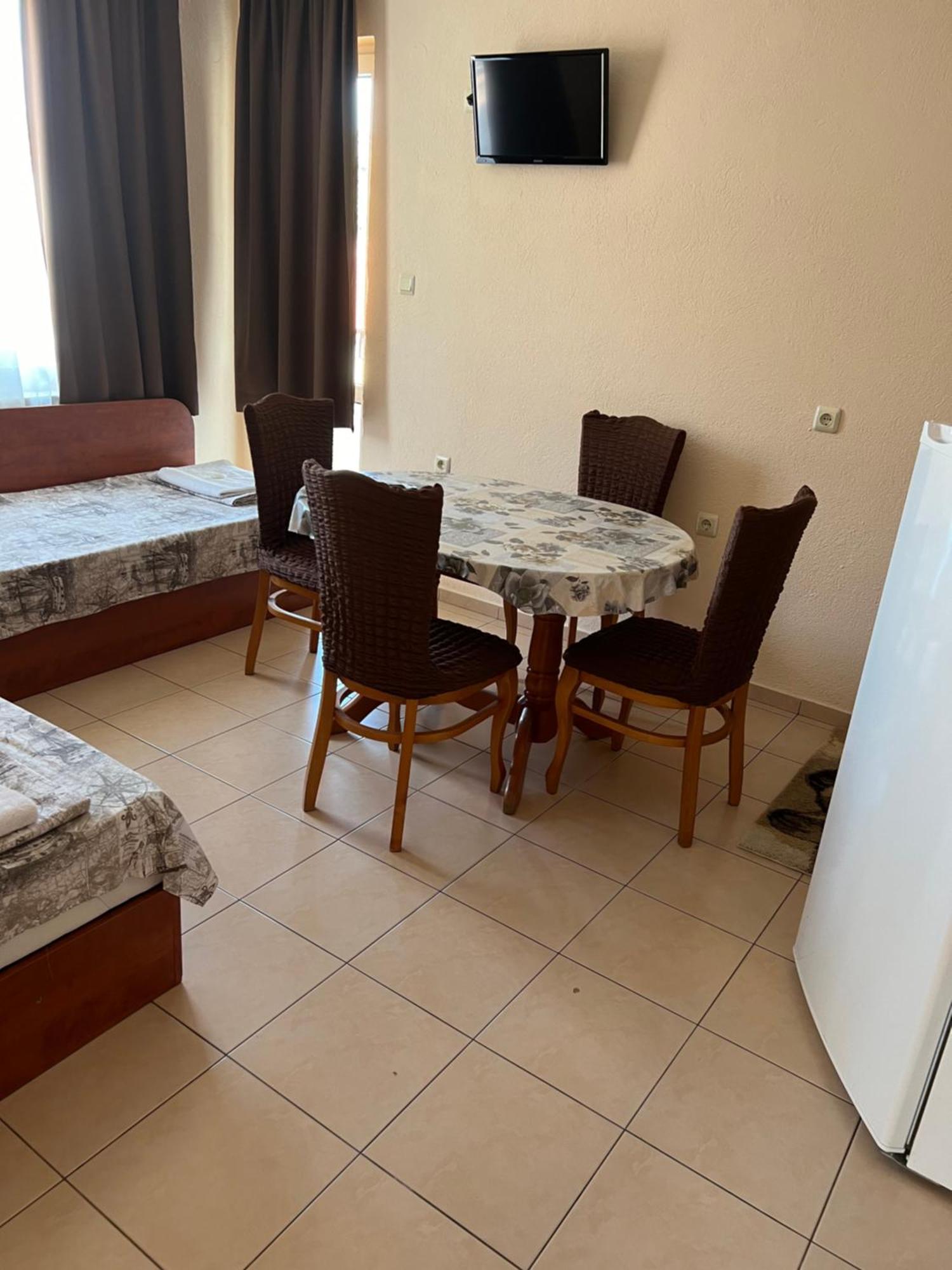 Milchevi Guesthouse Sozopol Exterior photo